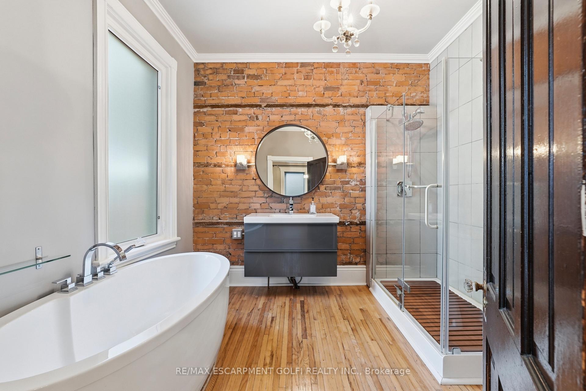 Photo 14 of 198 Duke Street, Hamilton, Durand — HOMEH