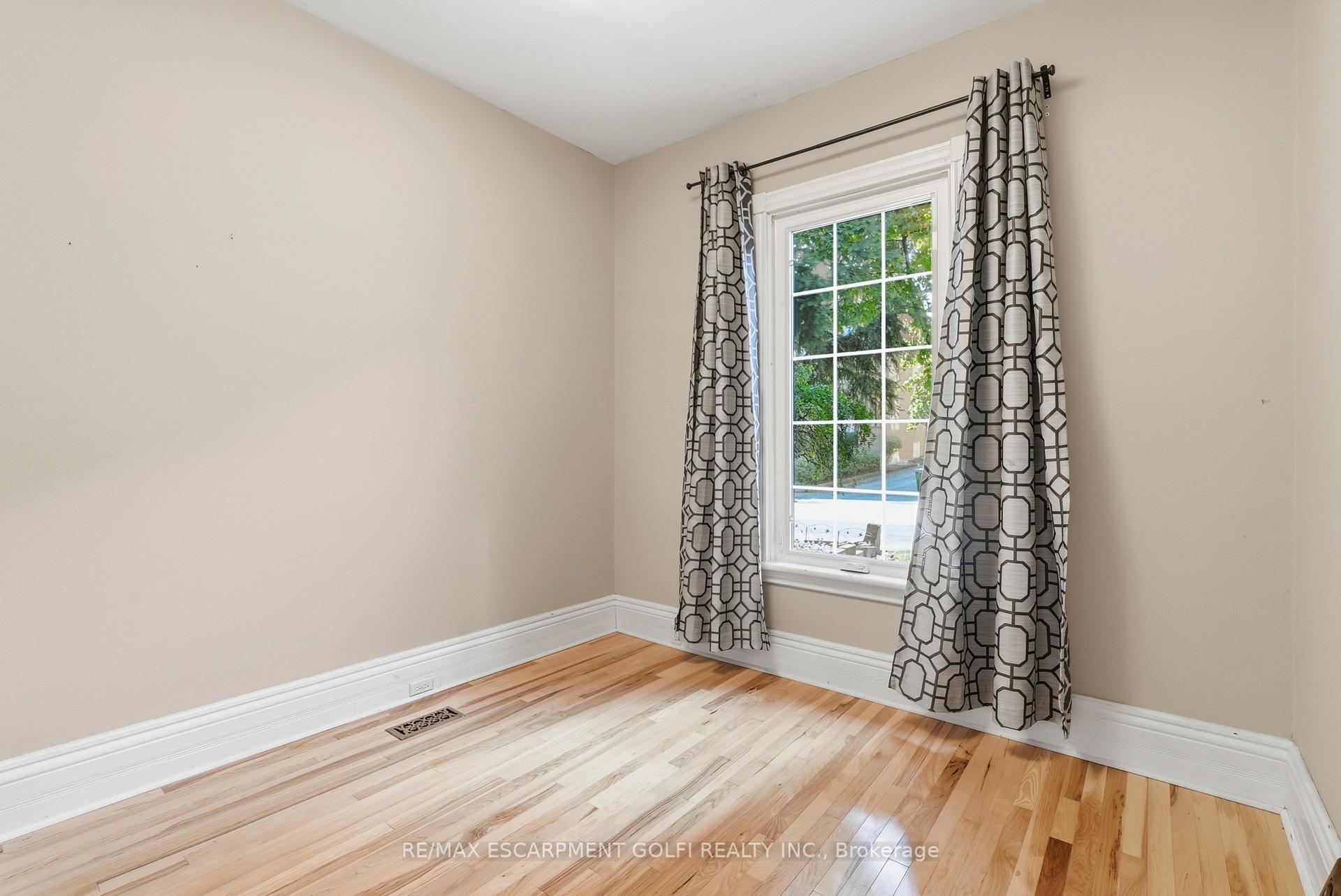 Photo 15 of 198 Duke Street, Hamilton, Durand — HOMEH