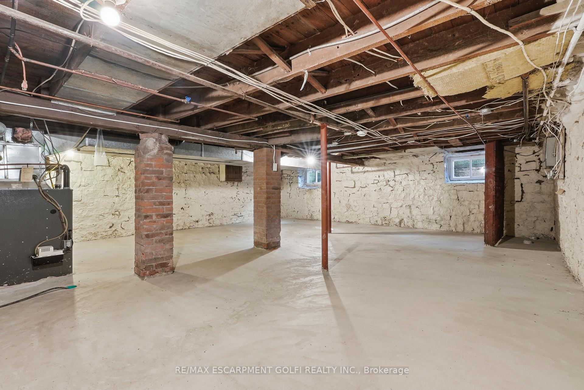 Photo 20 of 198 Duke Street, Hamilton, Durand — HOMEH