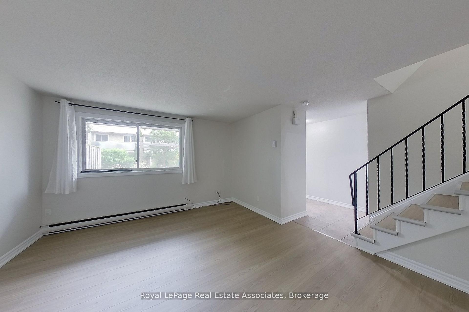 Photo 15 of Unit 30, 35 Breckenridge Drive, Kitchener, Heritage Park - Kitchener — HOMEH