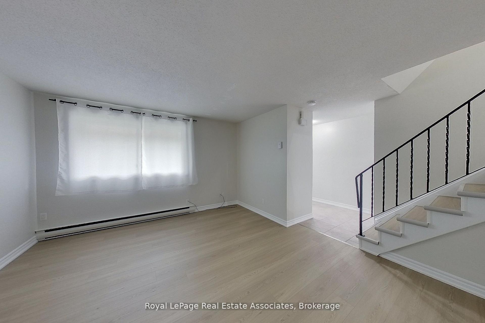 Photo 17 of Unit 30, 35 Breckenridge Drive, Kitchener, Heritage Park - Kitchener — HOMEH