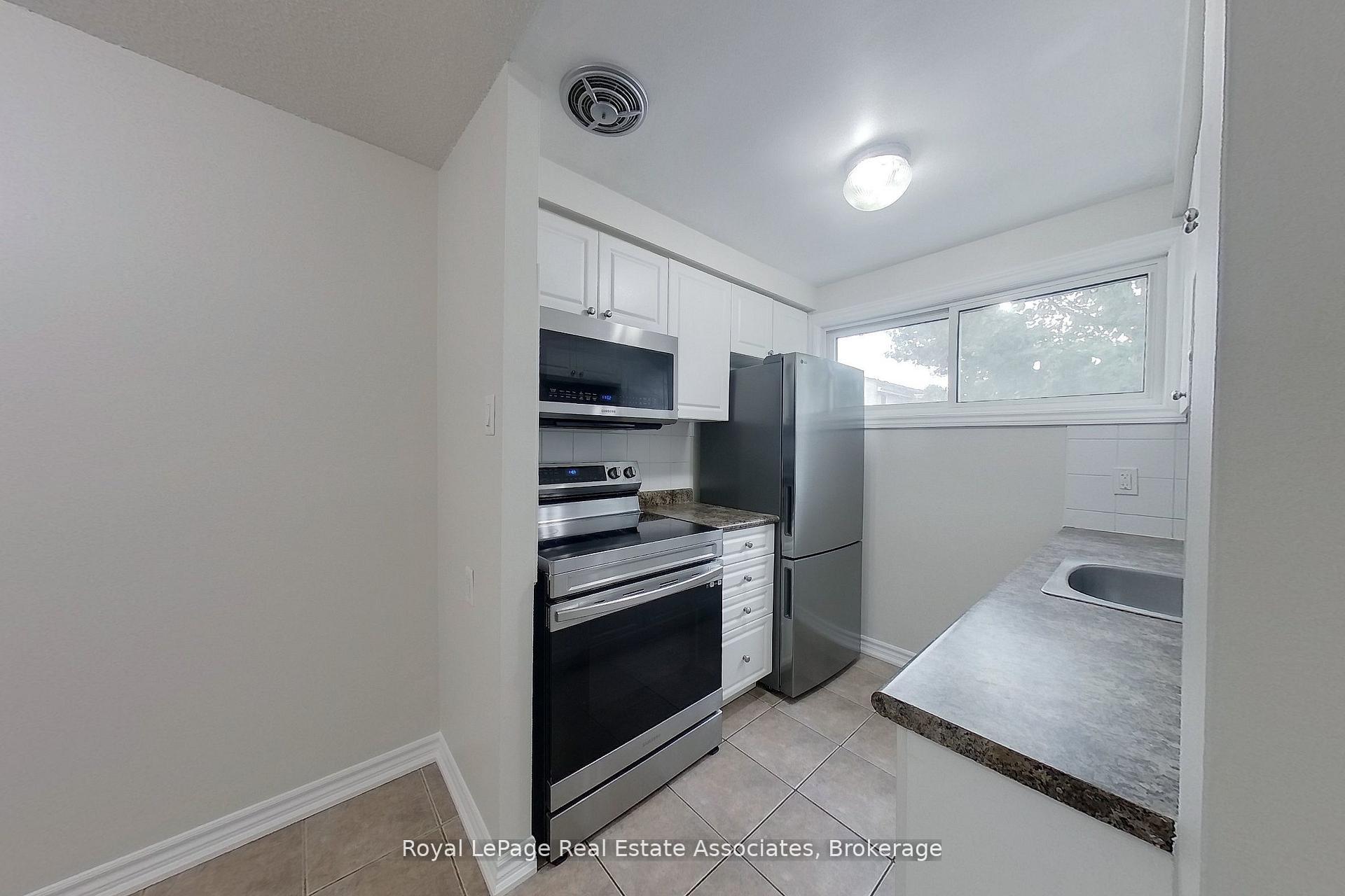 Photo 20 of Unit 30, 35 Breckenridge Drive, Kitchener, Heritage Park - Kitchener — HOMEH