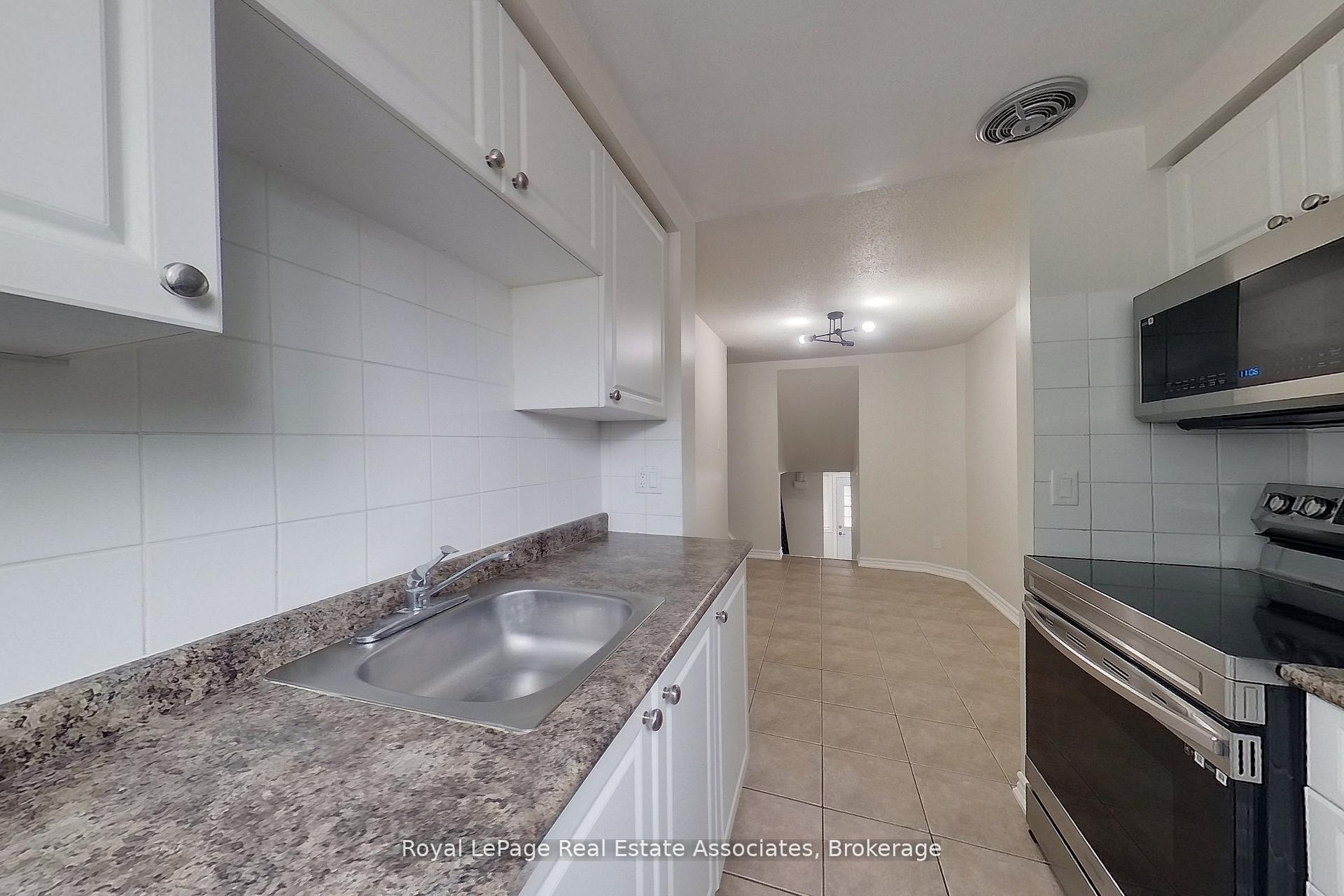 Photo 23 of Unit 30, 35 Breckenridge Drive, Kitchener, Heritage Park - Kitchener — HOMEH