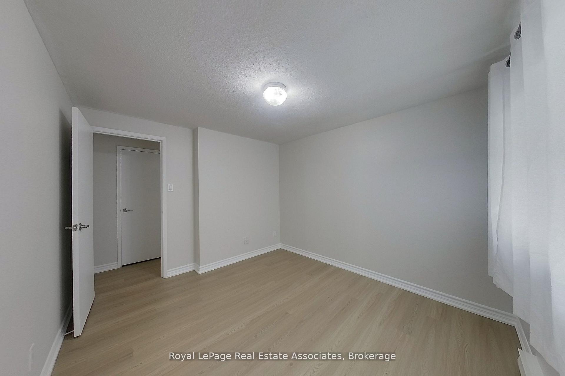 Photo 31 of Unit 30, 35 Breckenridge Drive, Kitchener, Heritage Park - Kitchener — HOMEH