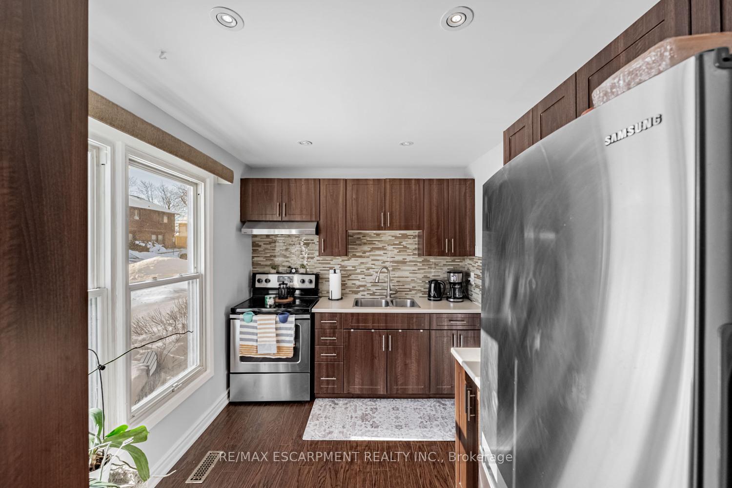 Photo of Unit 19, 6650 Falconer Drive