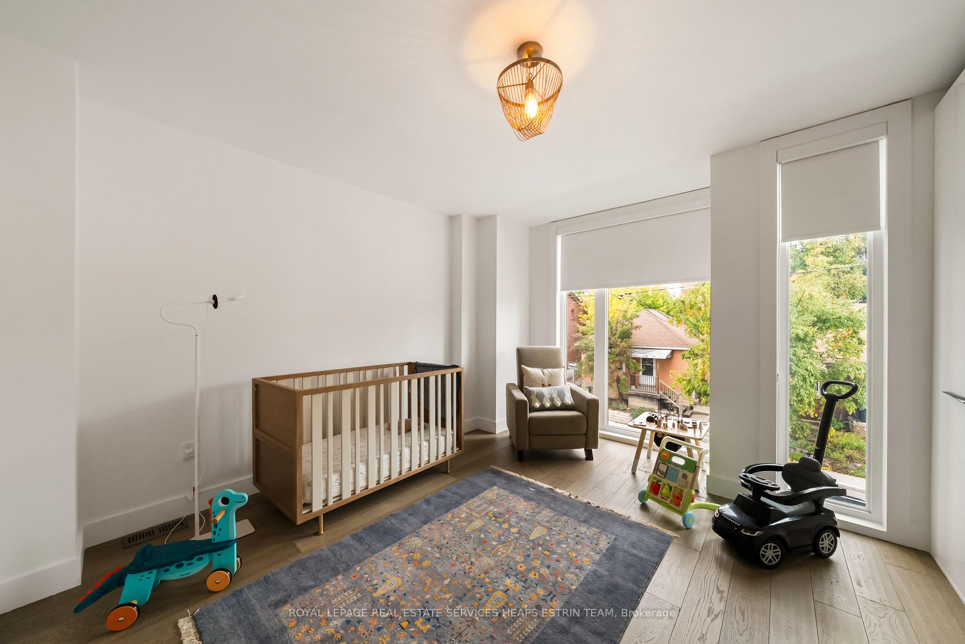 Photo 26 of 628 Winona Drive, Toronto, Oakwood Village — HOMEH