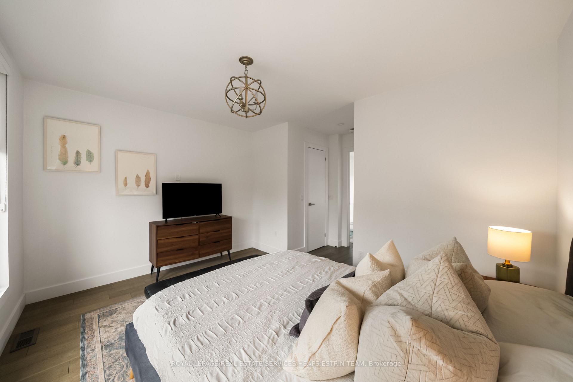 Photo 35 of 628 Winona Drive, Toronto, Oakwood Village — HOMEH