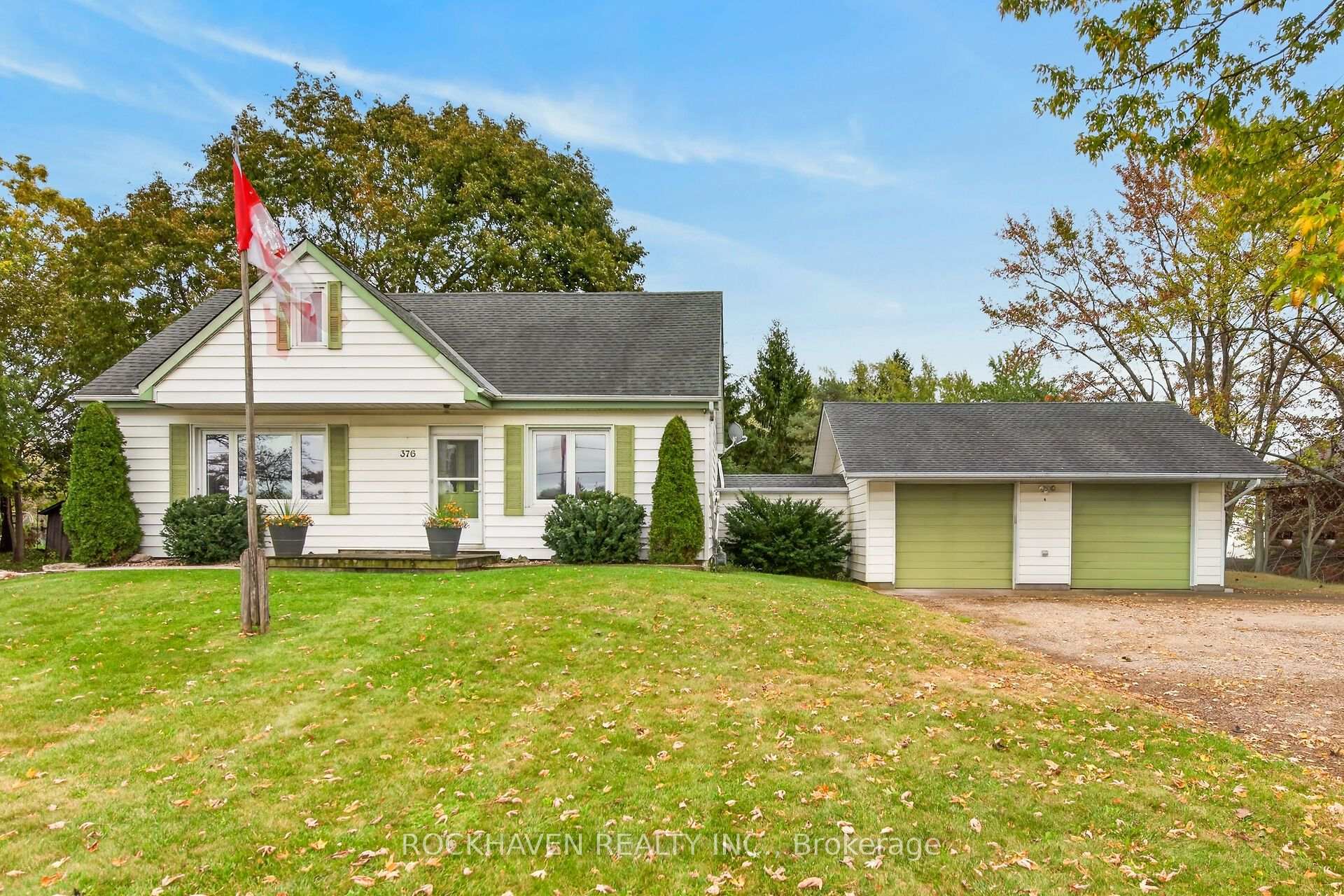 Photo 1 of 376 Rock Chapel Road, Hamilton, Rural Flamborough — HOMEH