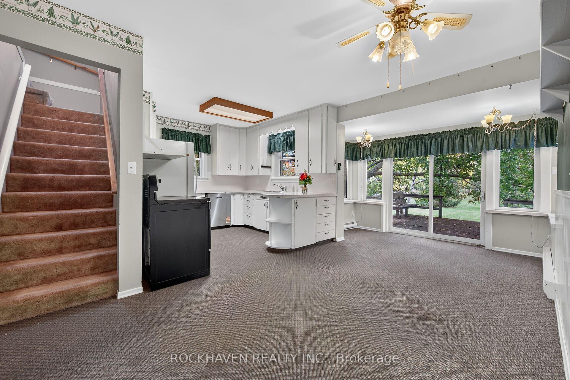 Photo 8 of 376 Rock Chapel Road, Hamilton, Rural Flamborough — HOMEH