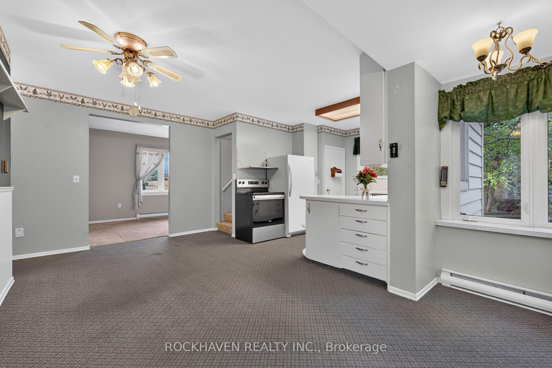 Photo 10 of 376 Rock Chapel Road, Hamilton, Rural Flamborough — HOMEH