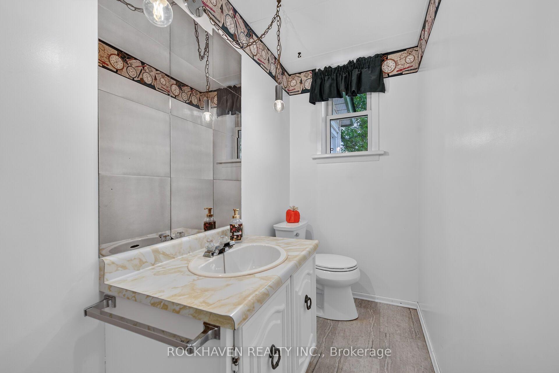 Photo 16 of 376 Rock Chapel Road, Hamilton, Rural Flamborough — HOMEH