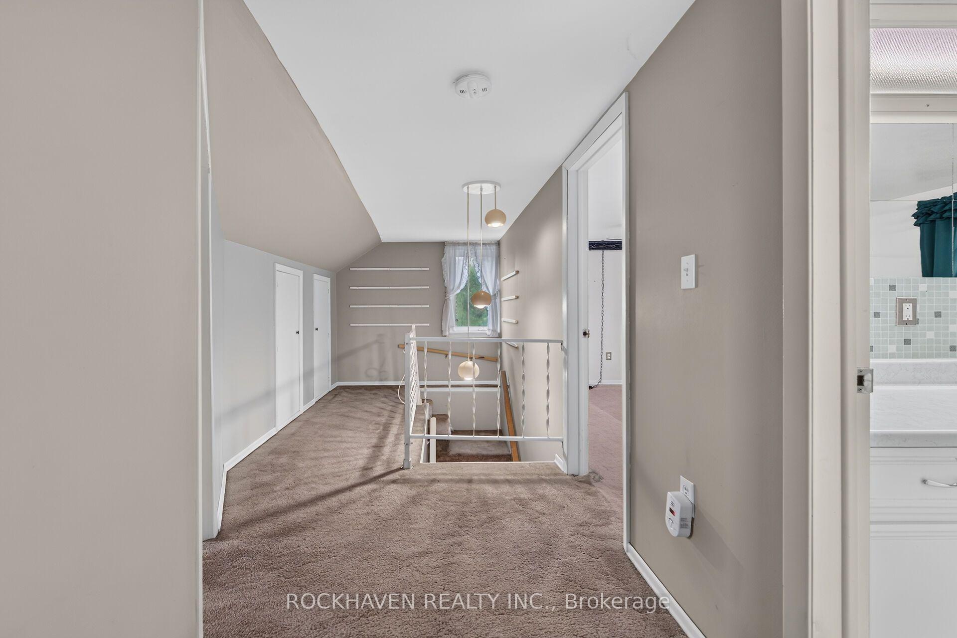 Photo 17 of 376 Rock Chapel Road, Hamilton, Rural Flamborough — HOMEH