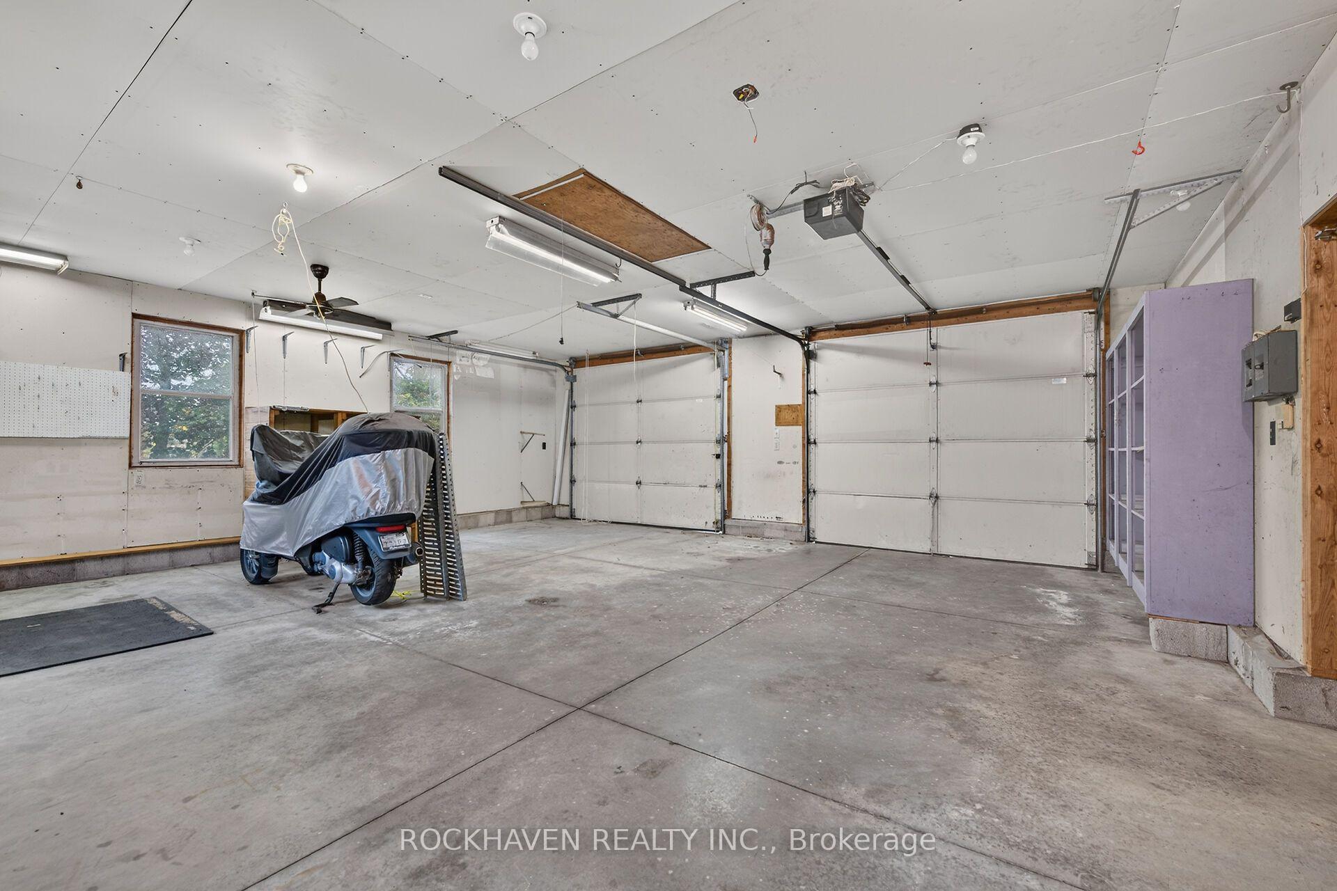 Photo 32 of 376 Rock Chapel Road, Hamilton, Rural Flamborough — HOMEH