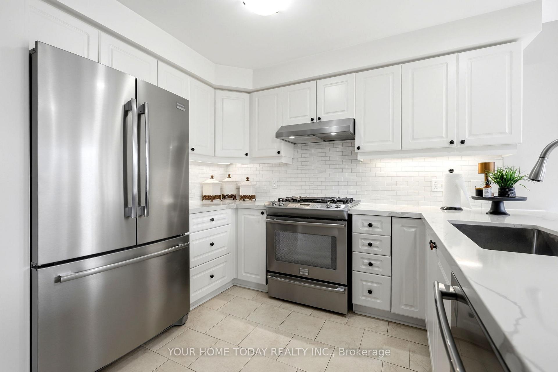Photo 10 of 96 Lauchlin Crescent, Halton Hills, Georgetown — HOMEH