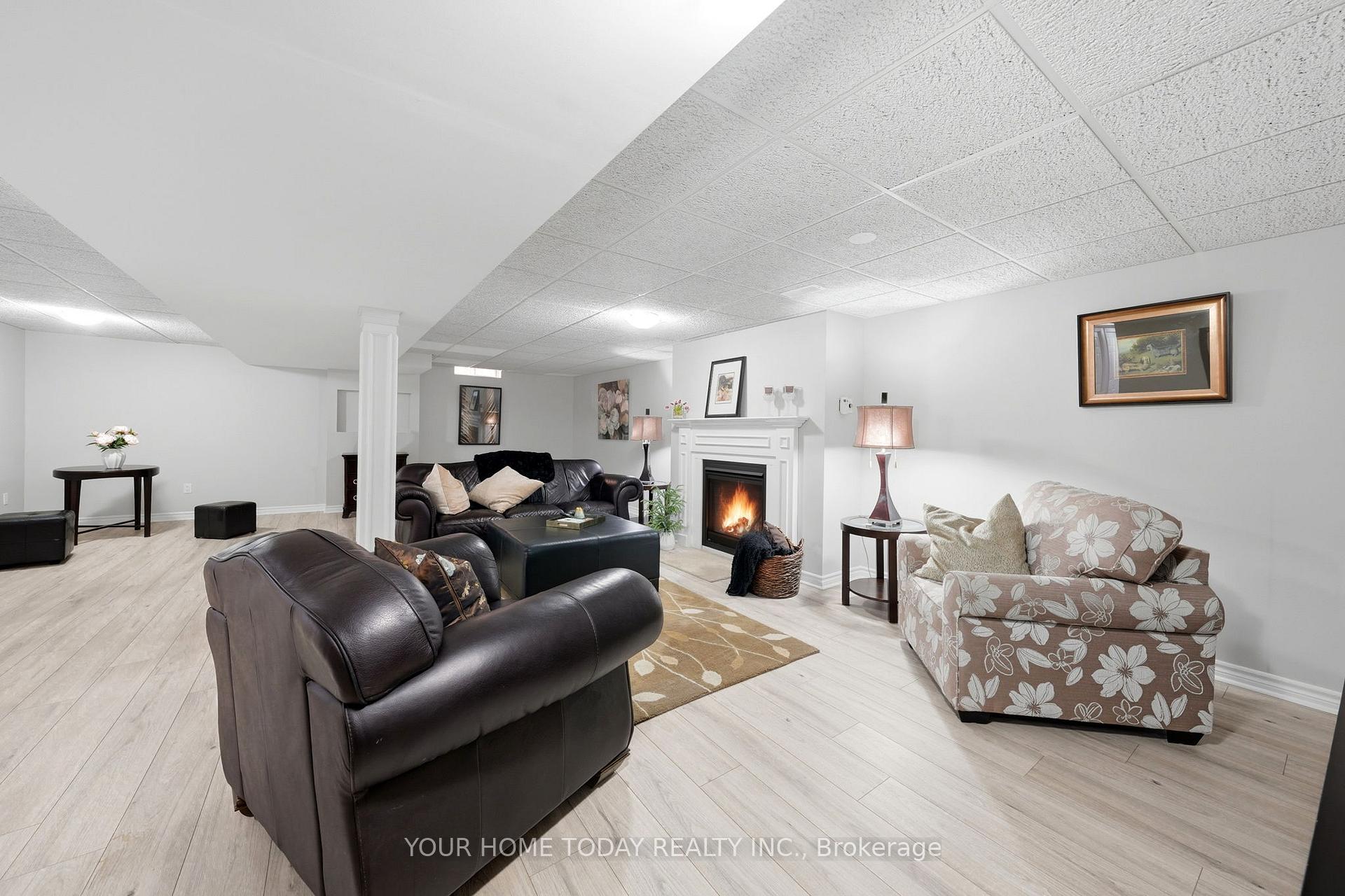 Photo 30 of 96 Lauchlin Crescent, Halton Hills, Georgetown — HOMEH