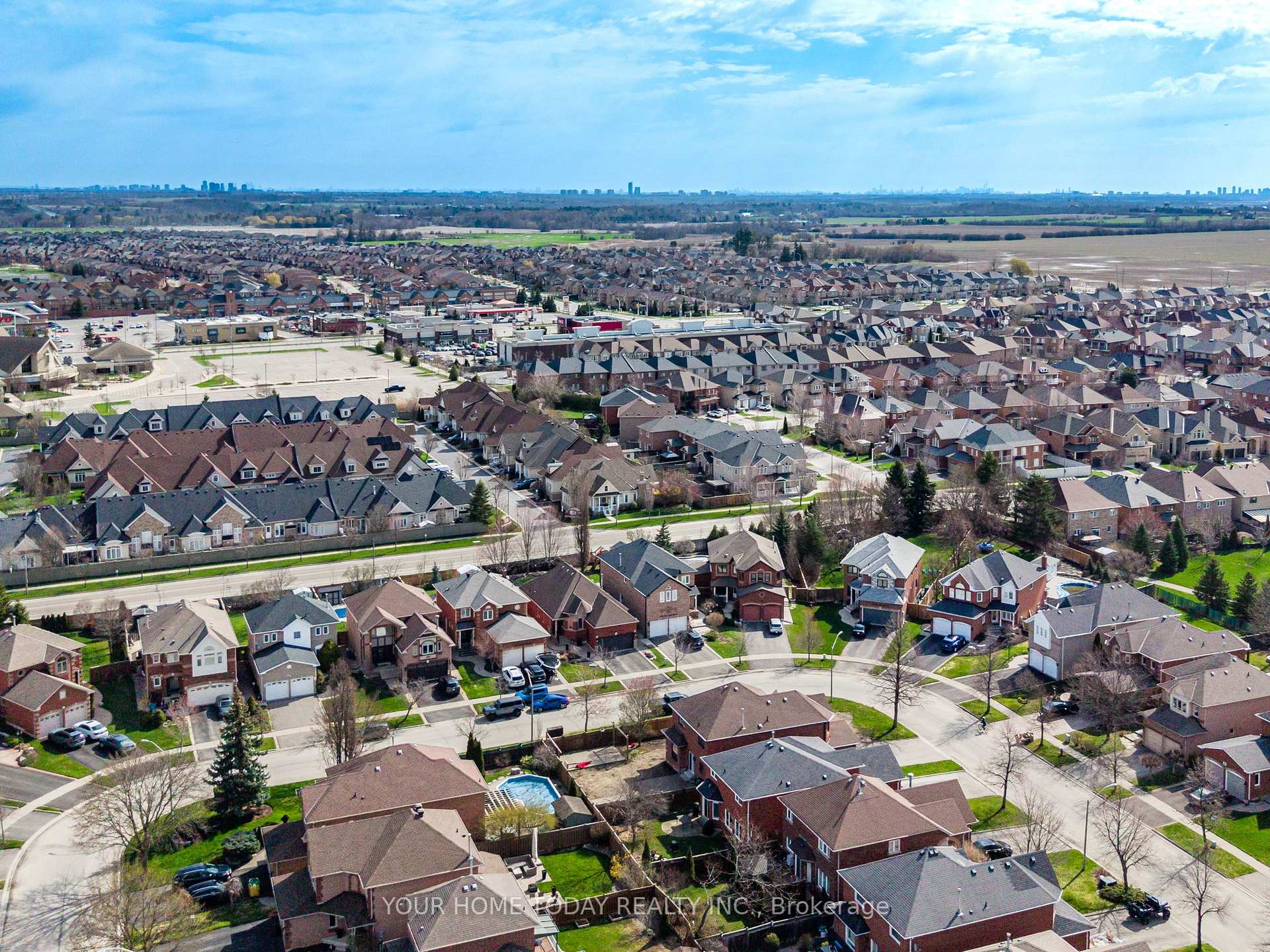 Photo 40 of 96 Lauchlin Crescent, Halton Hills, Georgetown — HOMEH