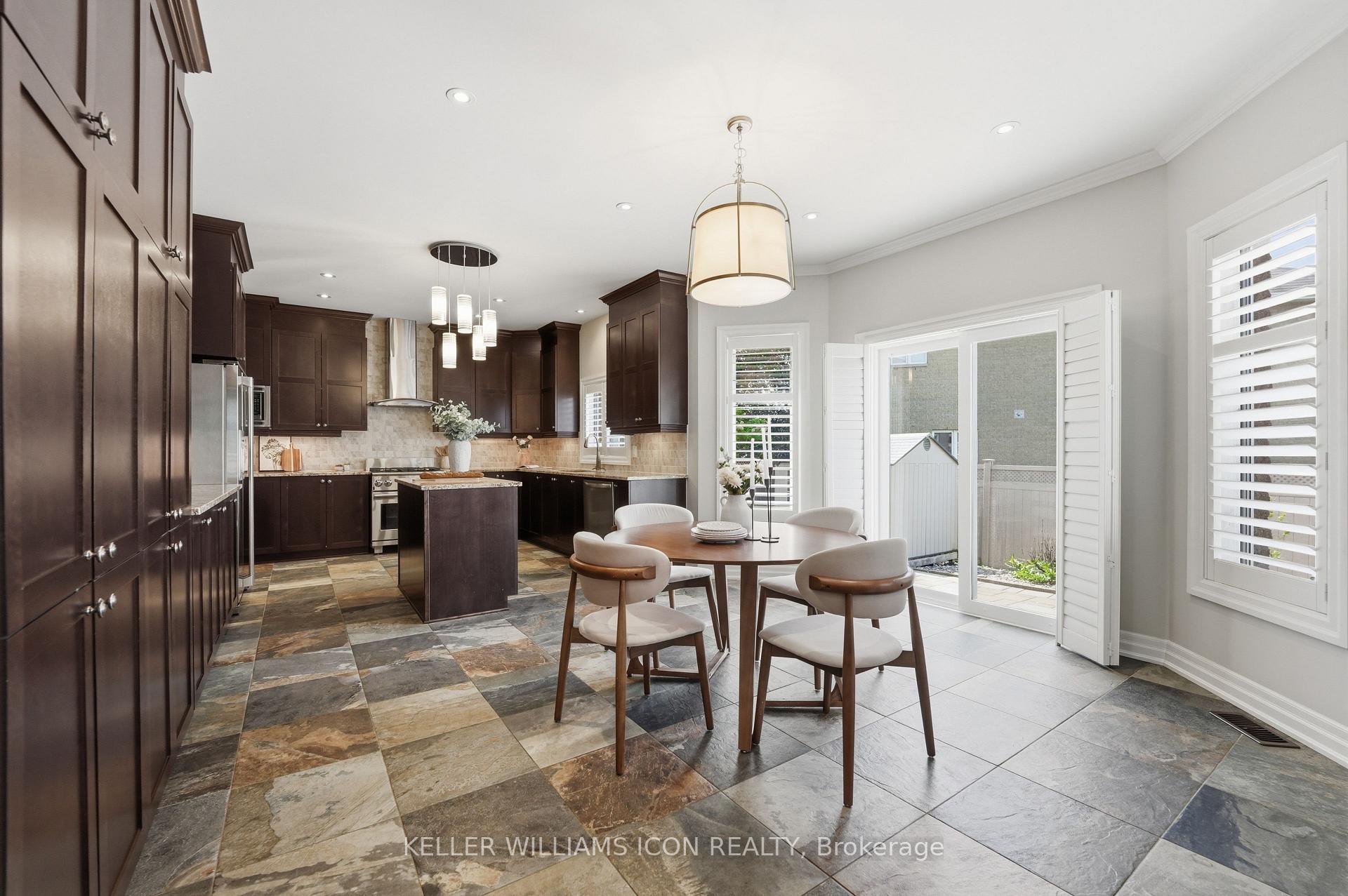 Photo 13 of 246 Madhu Crescent, Ottawa, Mooneys Bay — HOMEH
