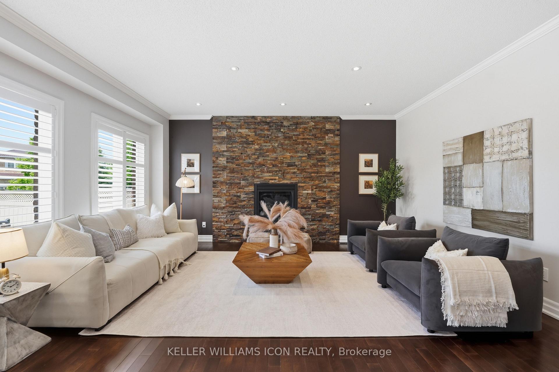 Photo 18 of 246 Madhu Crescent, Ottawa, Mooneys Bay — HOMEH