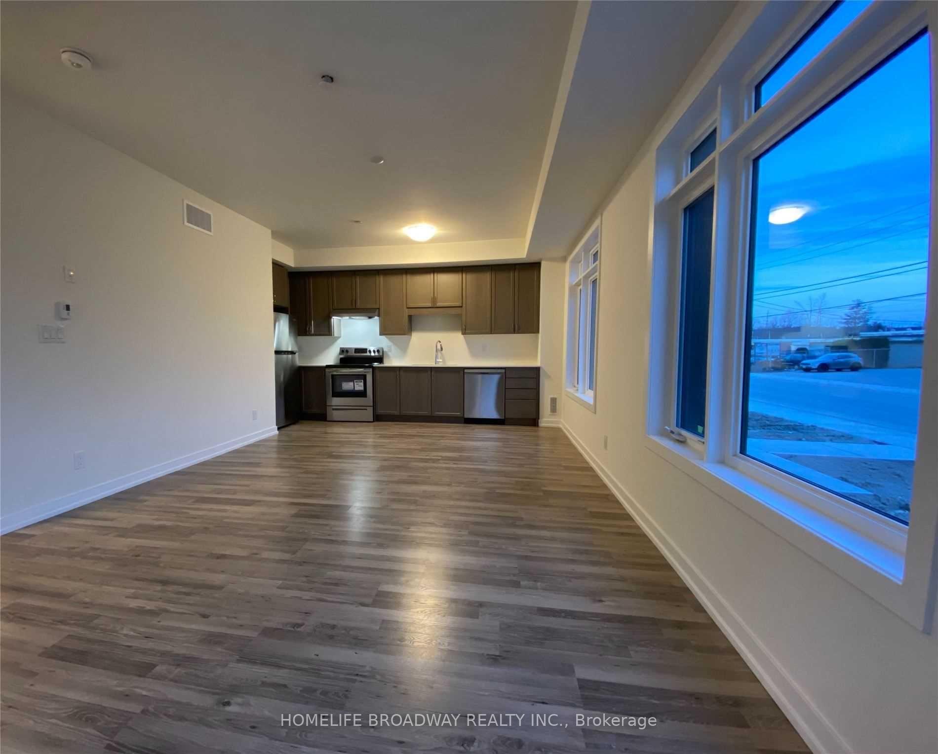 Photo 4 of Unit 113, 370 Red Maple Road, Richmond Hill, Langstaff — HOMEH