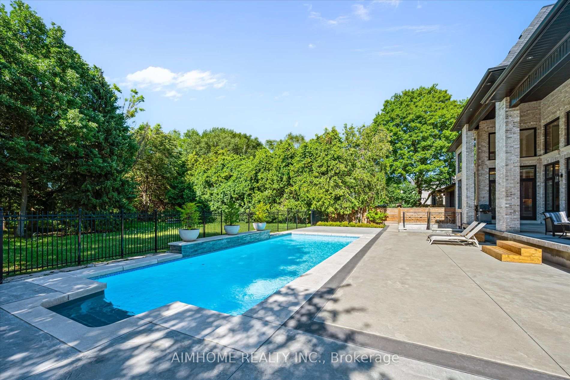 Photo 37 of 48 Maple Grove Avenue N, Richmond Hill, Oak Ridges — HOMEH