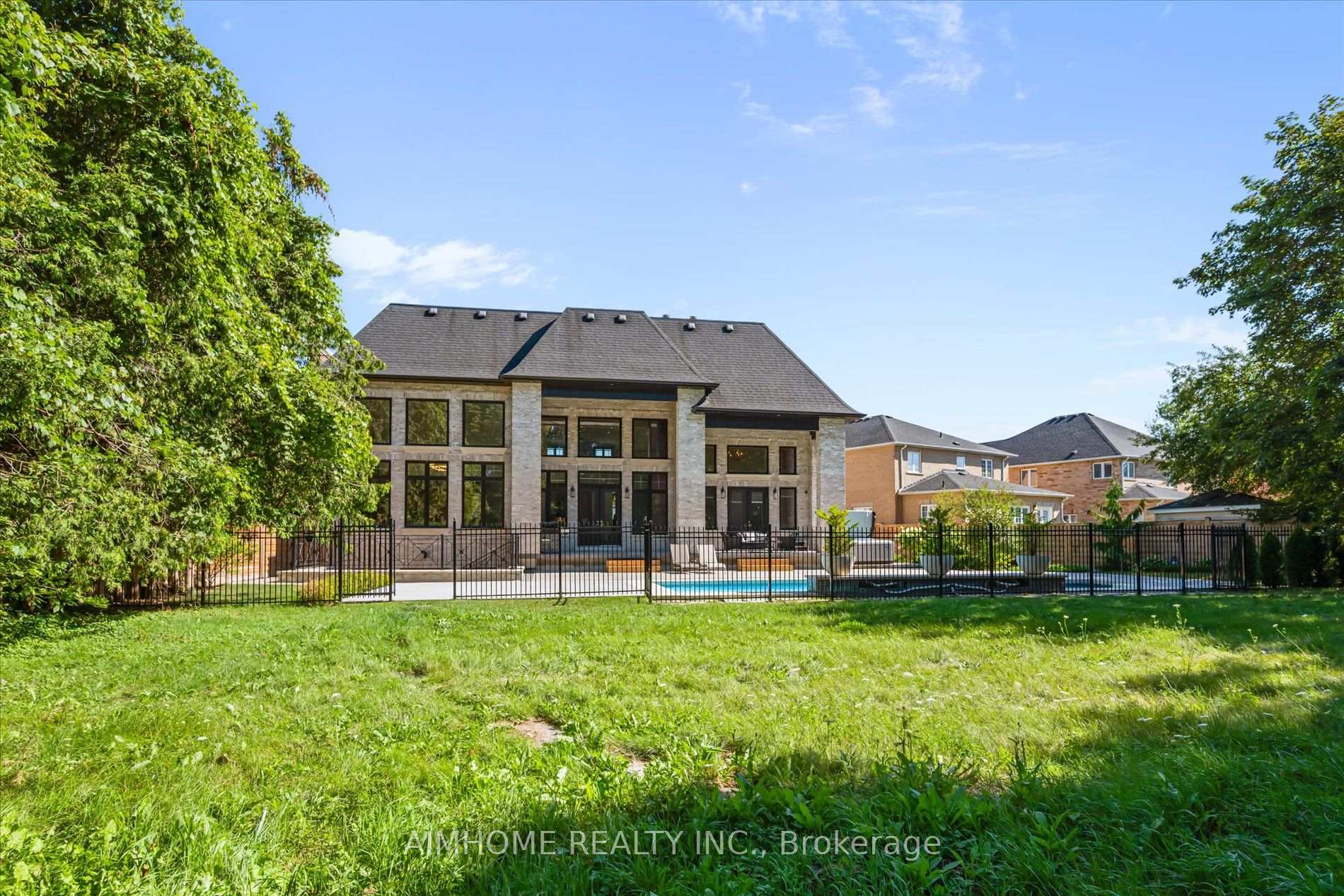 Photo 40 of 48 Maple Grove Avenue N, Richmond Hill, Oak Ridges — HOMEH
