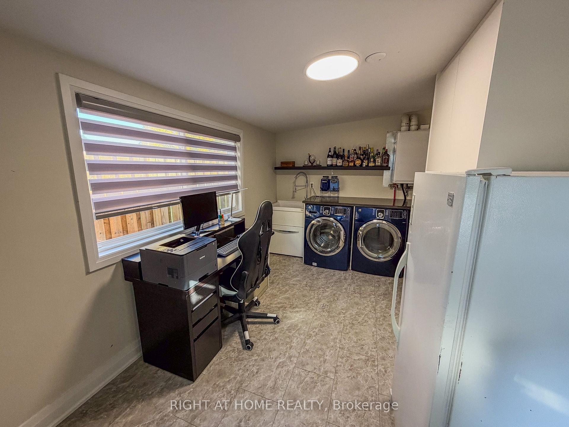 Photo 12 of 221 Tupper Boulevard, New Tecumseth, Alliston — HOMEH