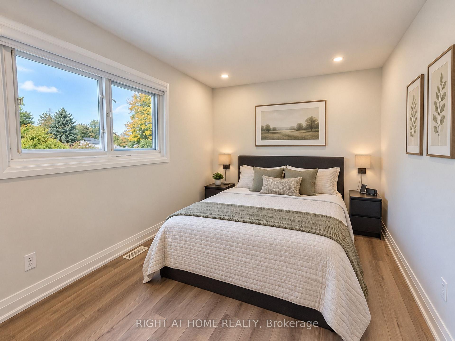 Photo 15 of 221 Tupper Boulevard, New Tecumseth, Alliston — HOMEH