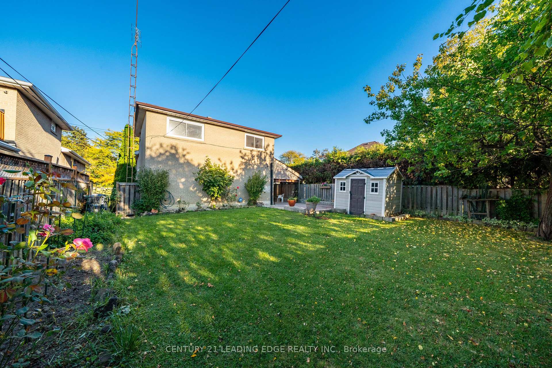 Photo 34 of 63 Mercury Road, Etobicoke, West Humber-Clairville — HOMEH
