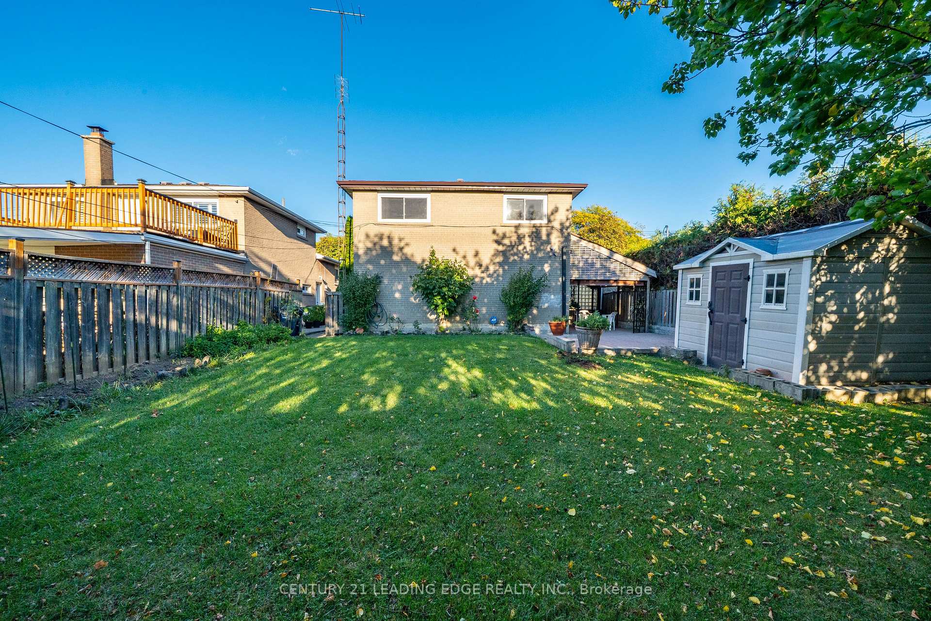 Photo 35 of 63 Mercury Road, Etobicoke, West Humber-Clairville — HOMEH