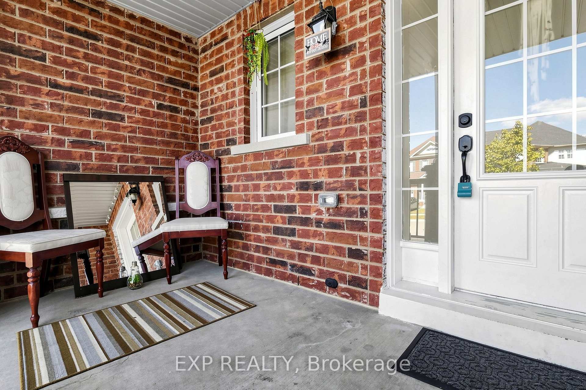 Photo 2 of 85 Sidney Rundle Avenue, Clarington, Bowmanville — HOMEH