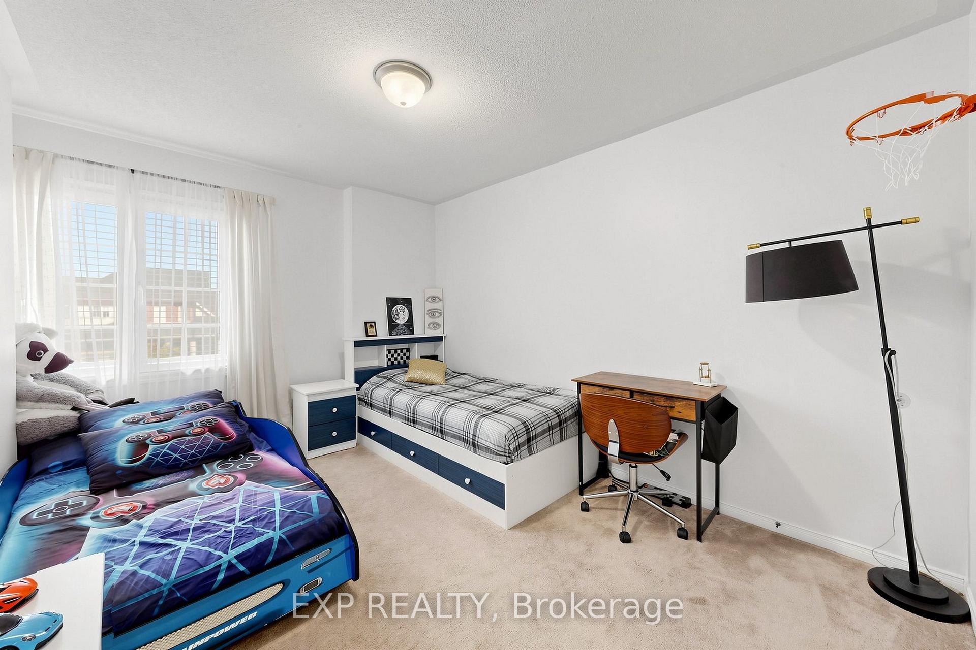Photo 17 of 85 Sidney Rundle Avenue, Clarington, Bowmanville — HOMEH