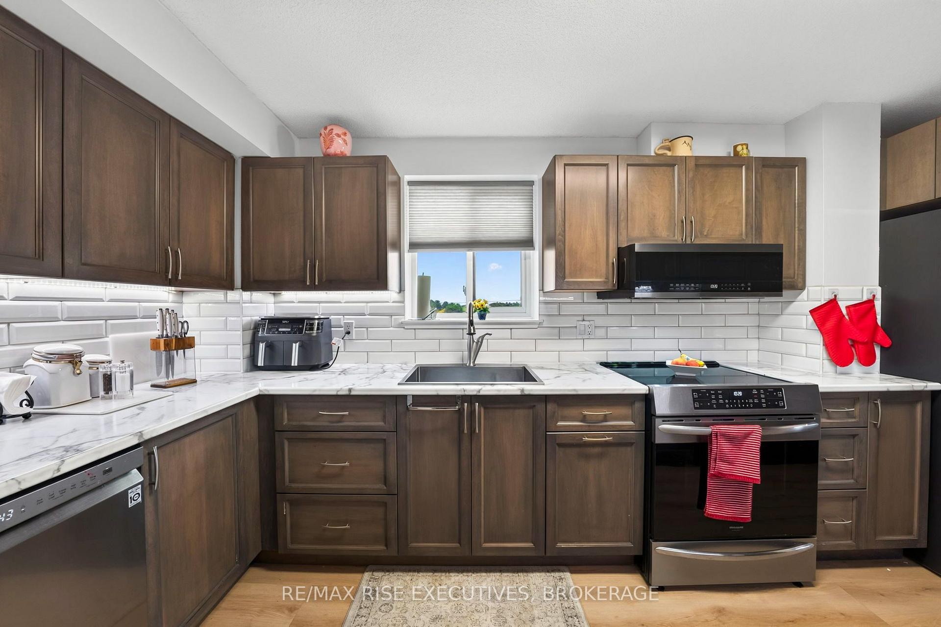 Photo 12 of Unit 603, 257 Bath Road, Kingston, Central City West — HOMEH