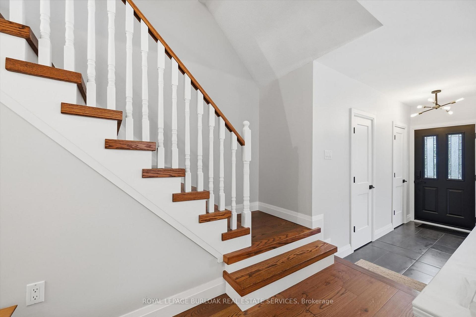 Photo 22 of 50 Edgewater Drive, Hamilton, Stoney Creek — HOMEH