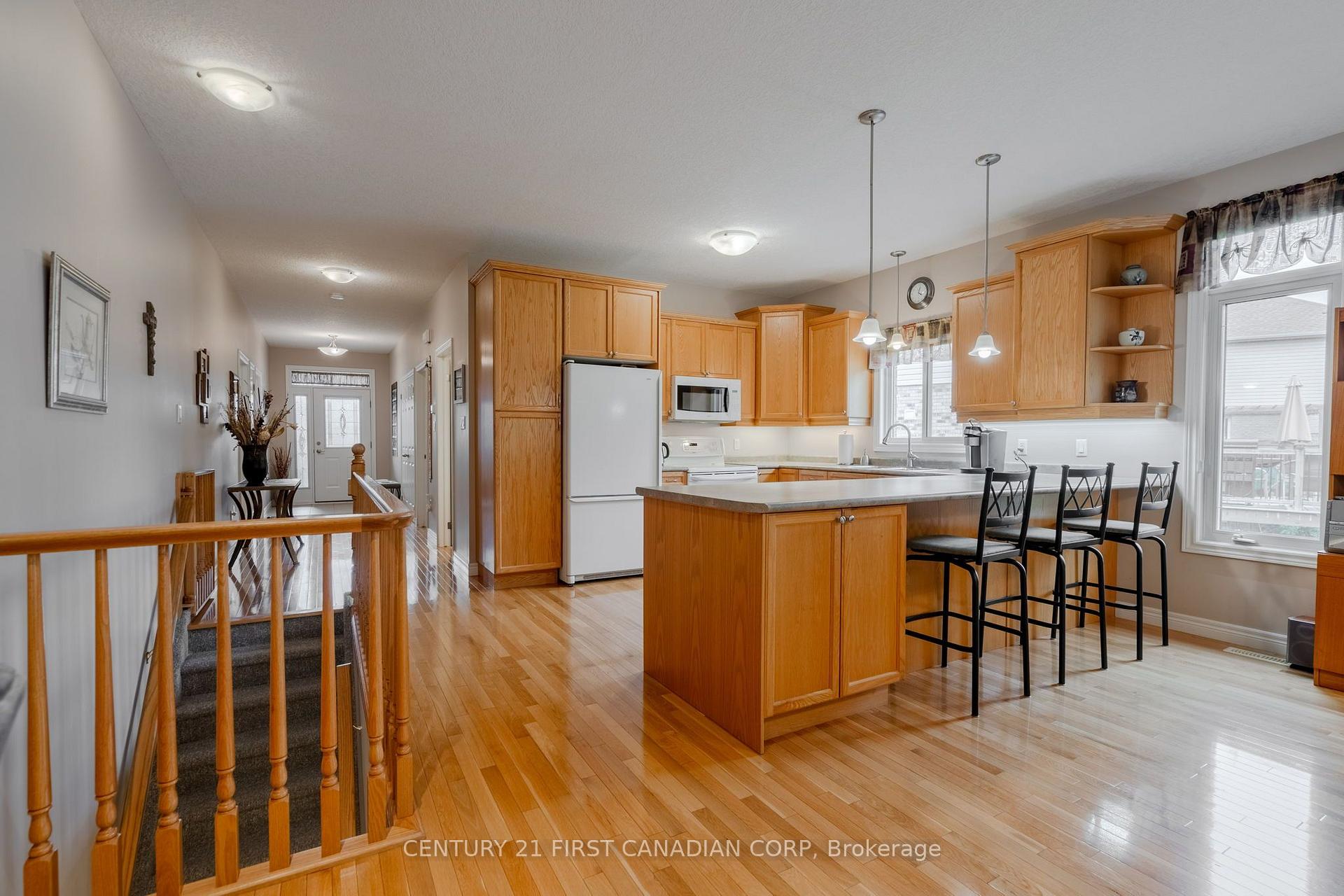 Photo 7 of 1611 Blackmaple Crescent, London, East A — HOMEH