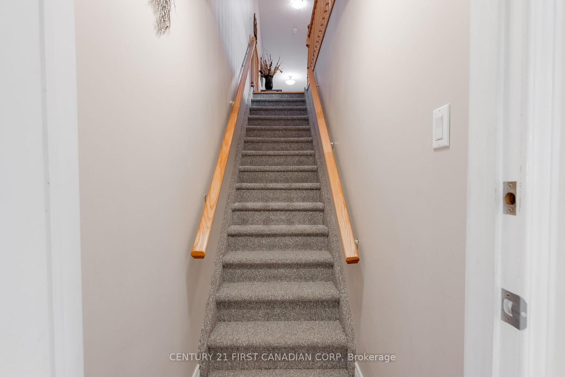 Photo 15 of 1611 Blackmaple Crescent, London, East A — HOMEH