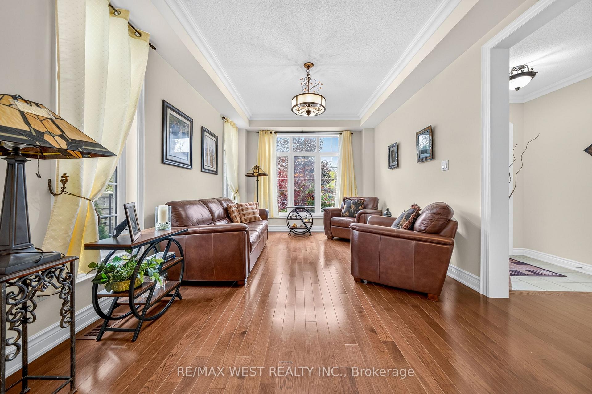Photo 3 of 8 Calvados Crescent, Brampton, Vales of Castlemore North — HOMEH