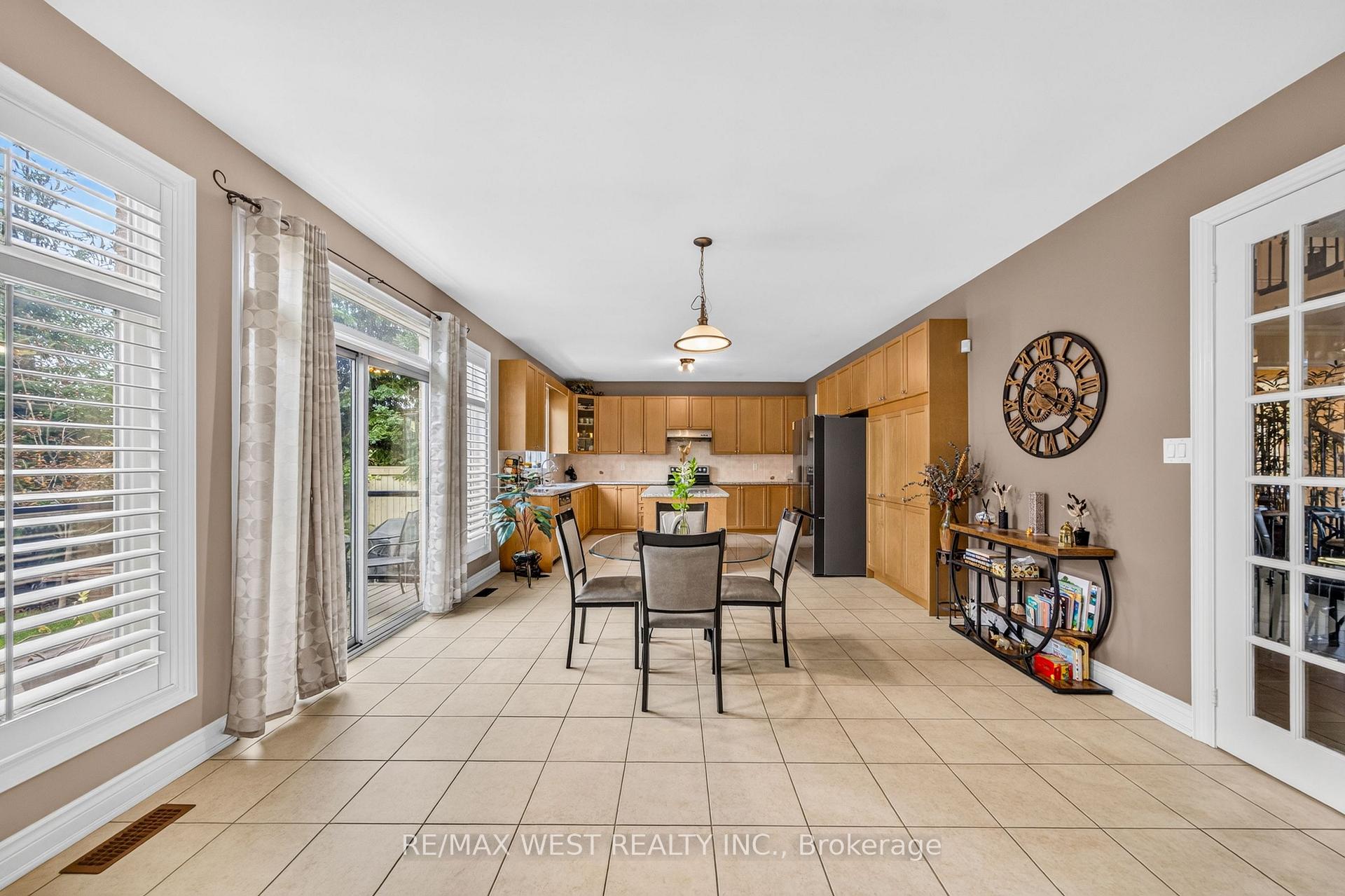 Photo 5 of 8 Calvados Crescent, Brampton, Vales of Castlemore North — HOMEH