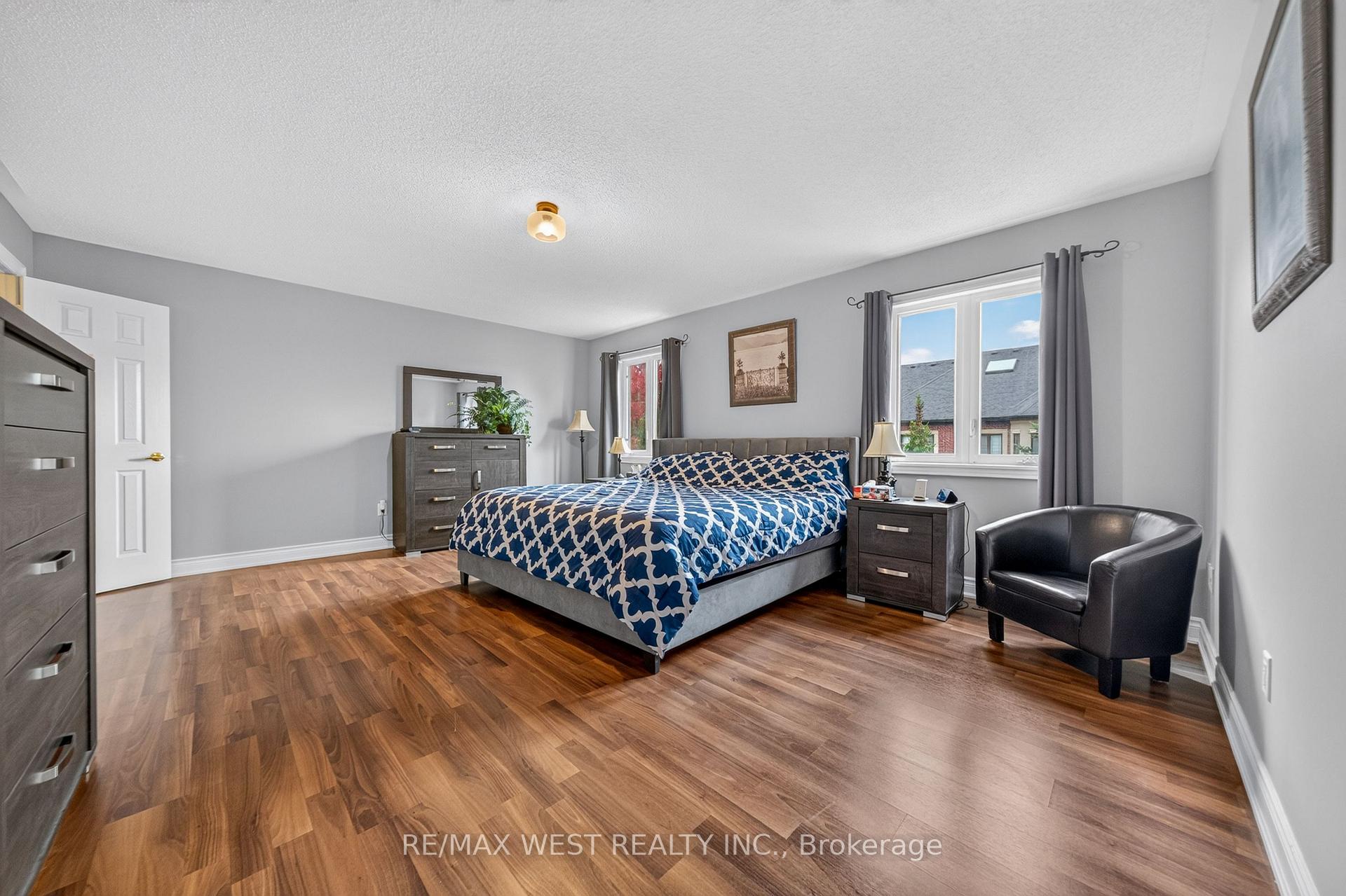 Photo 10 of 8 Calvados Crescent, Brampton, Vales of Castlemore North — HOMEH