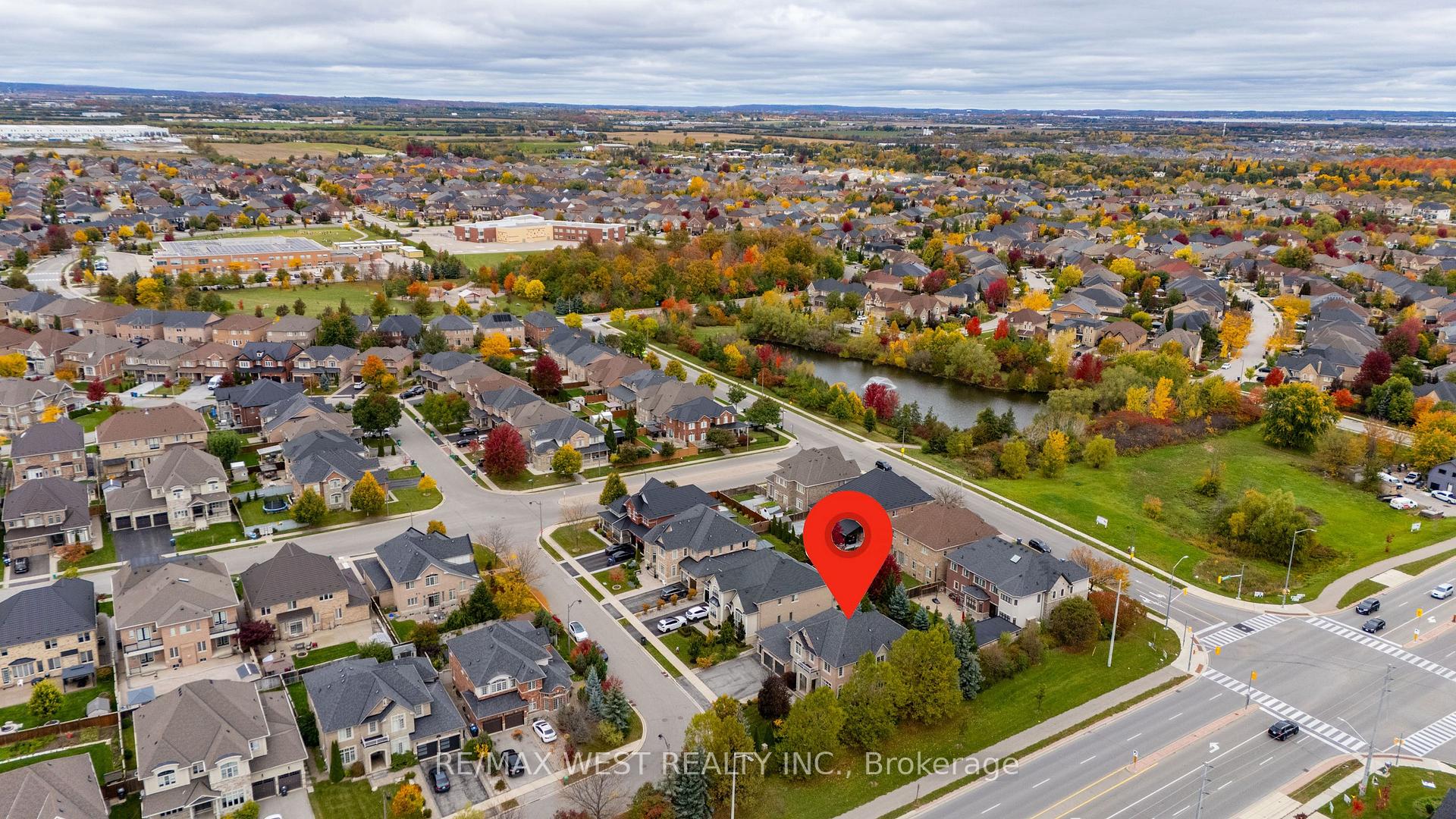Photo 23 of 8 Calvados Crescent, Brampton, Vales of Castlemore North — HOMEH