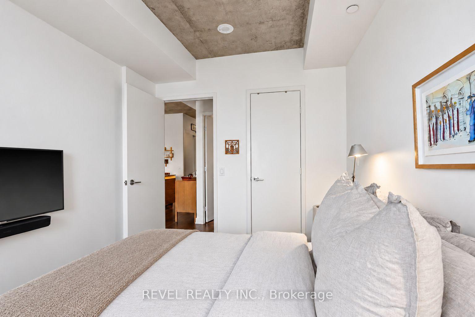 Photo 11 of Unit 529, 1030 King Street W, Toronto, Niagara — HOMEH