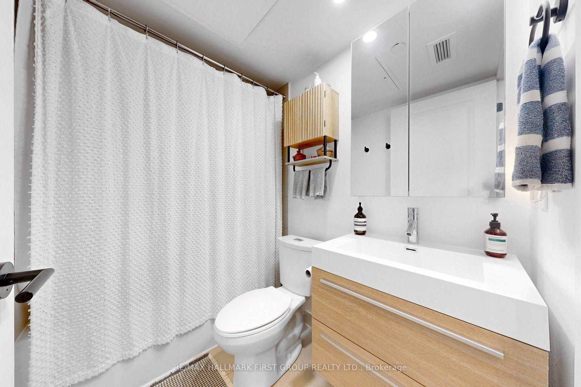 Photo 16 of Unit 505, 8 Fieldway Road, Etobicoke, Islington-City Centre West — HOMEH