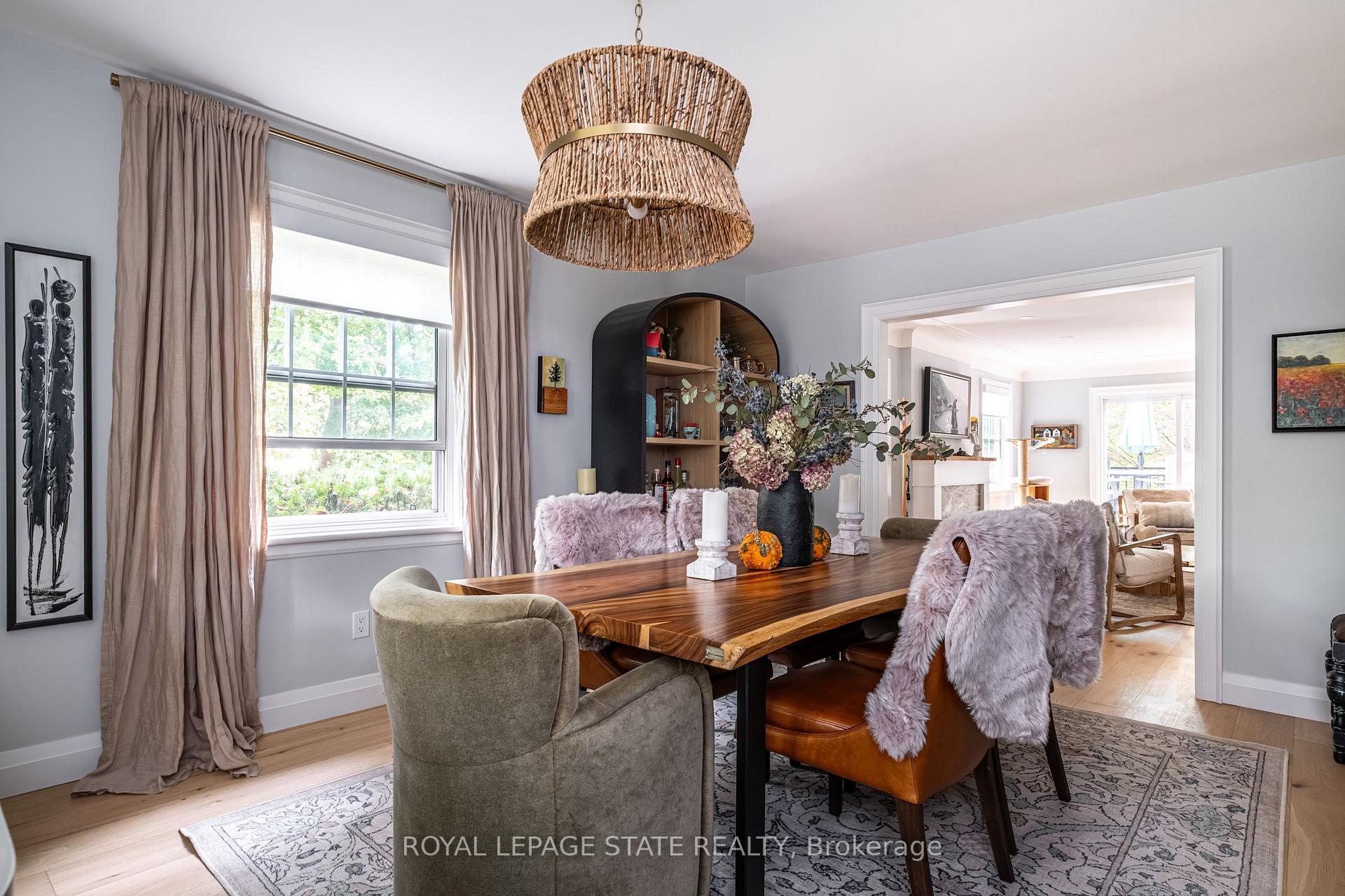 Photo 10 of 22 Parkview Row, Hamilton, Dundas — HOMEH