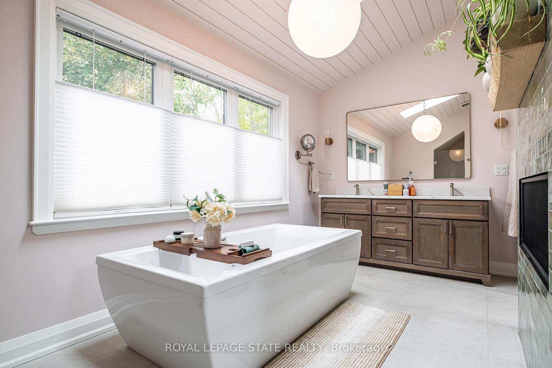 Photo 36 of 22 Parkview Row, Hamilton, Dundas — HOMEH