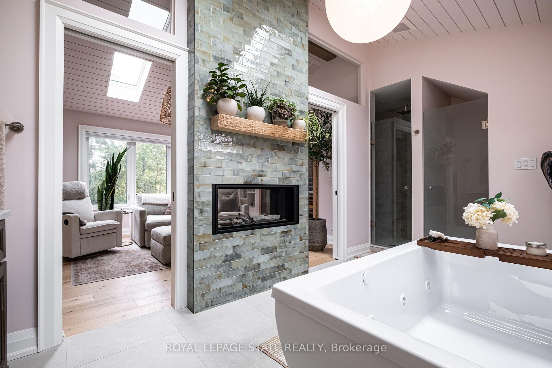 Photo 37 of 22 Parkview Row, Hamilton, Dundas — HOMEH