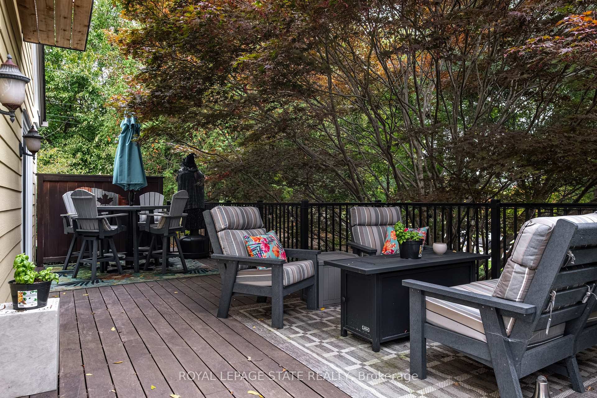 Photo 44 of 22 Parkview Row, Hamilton, Dundas — HOMEH
