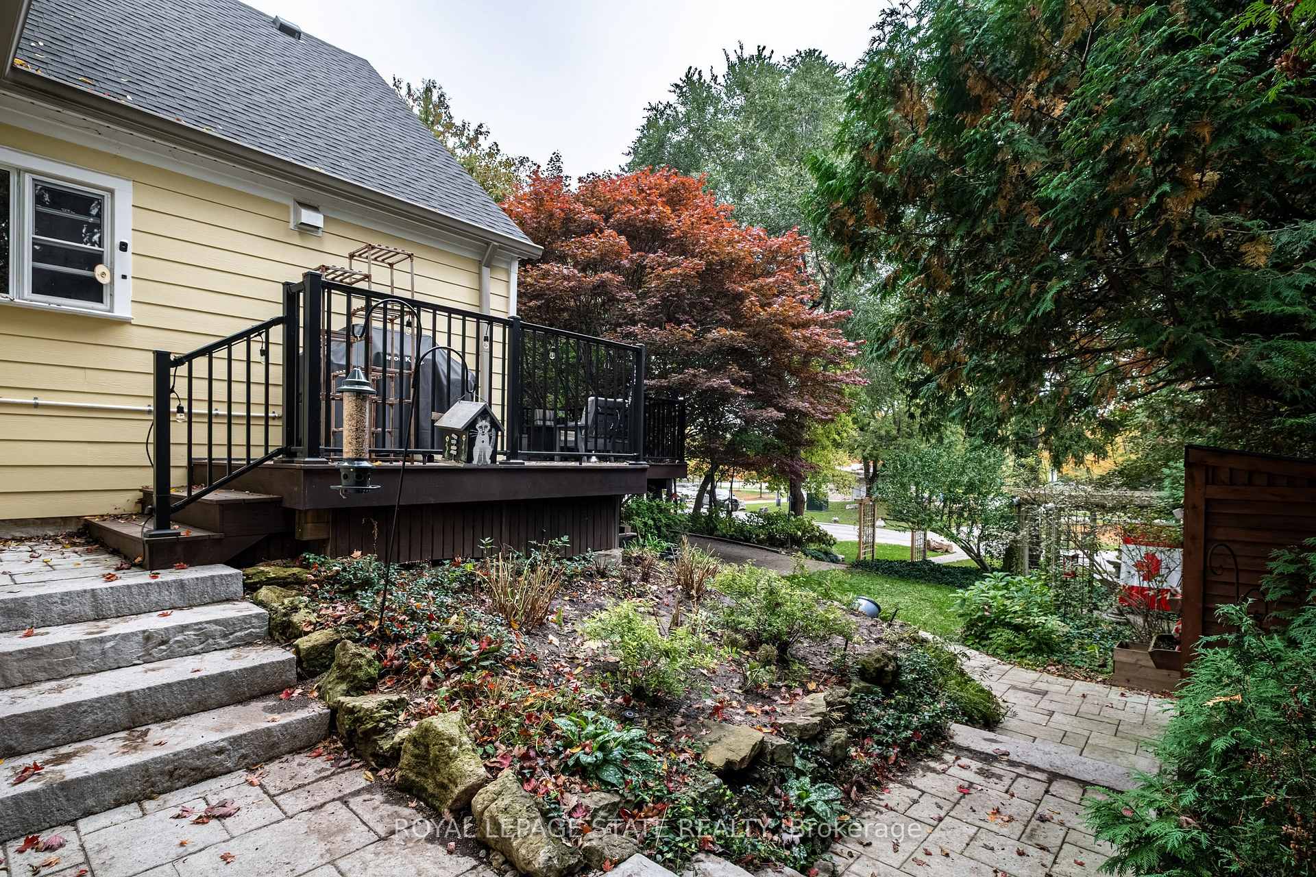 Photo 45 of 22 Parkview Row, Hamilton, Dundas — HOMEH