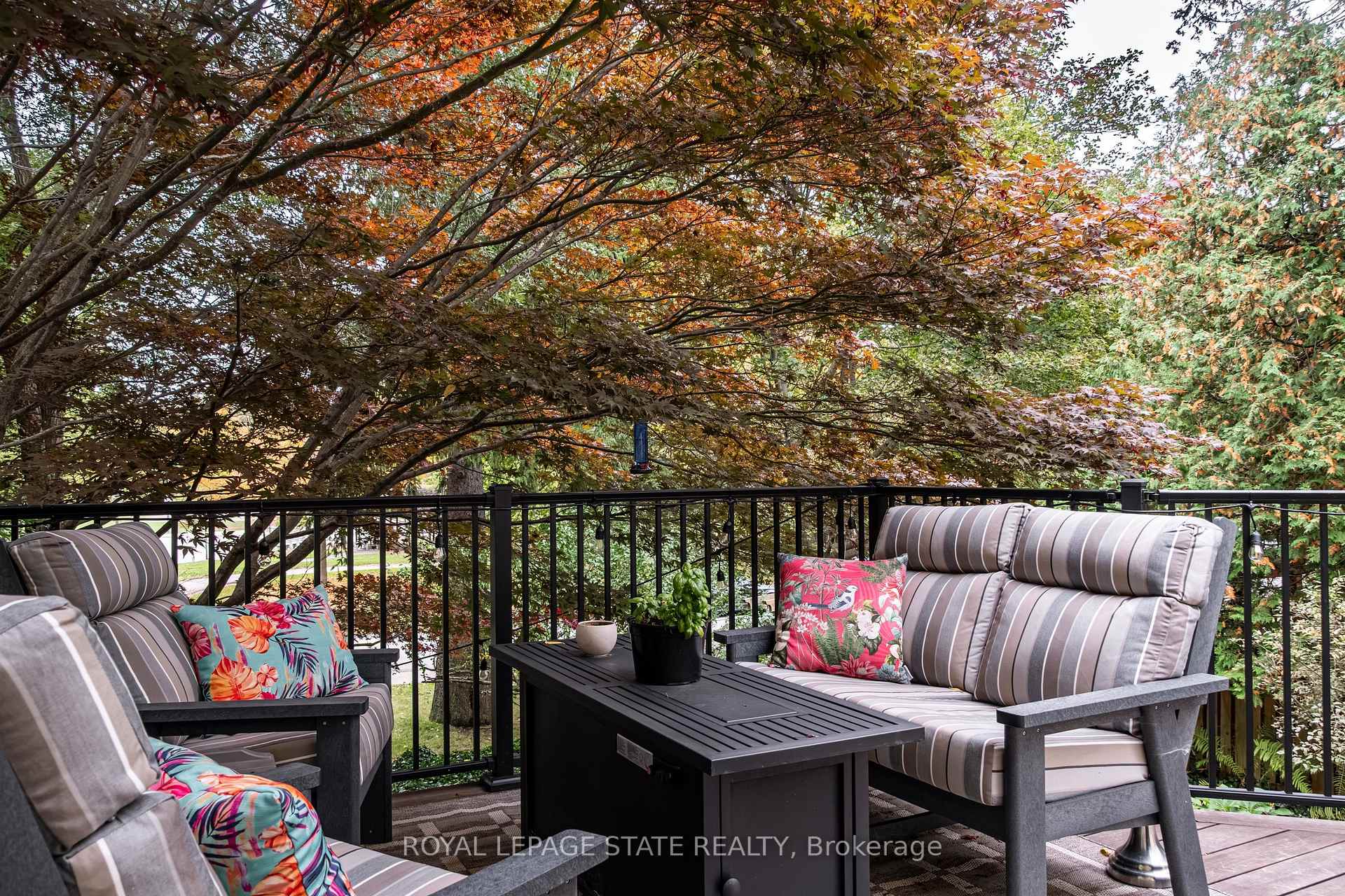 Photo 48 of 22 Parkview Row, Hamilton, Dundas — HOMEH
