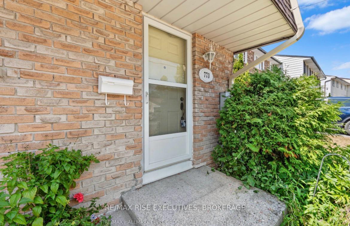 Photo 4 of Unit 175, 773 Ashwood Drive, Kingston, South of Taylor-Kidd Blvd — HOMEH