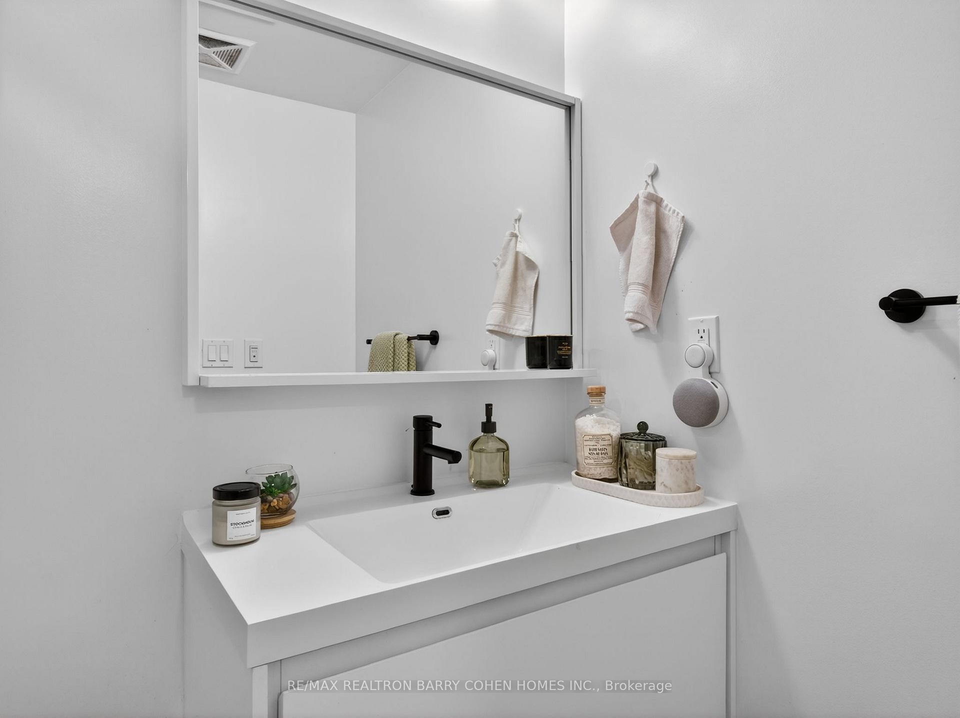 Photo 17 of Unit PH3, 2 Augusta Avenue, Toronto, Waterfront Communities — HOMEH