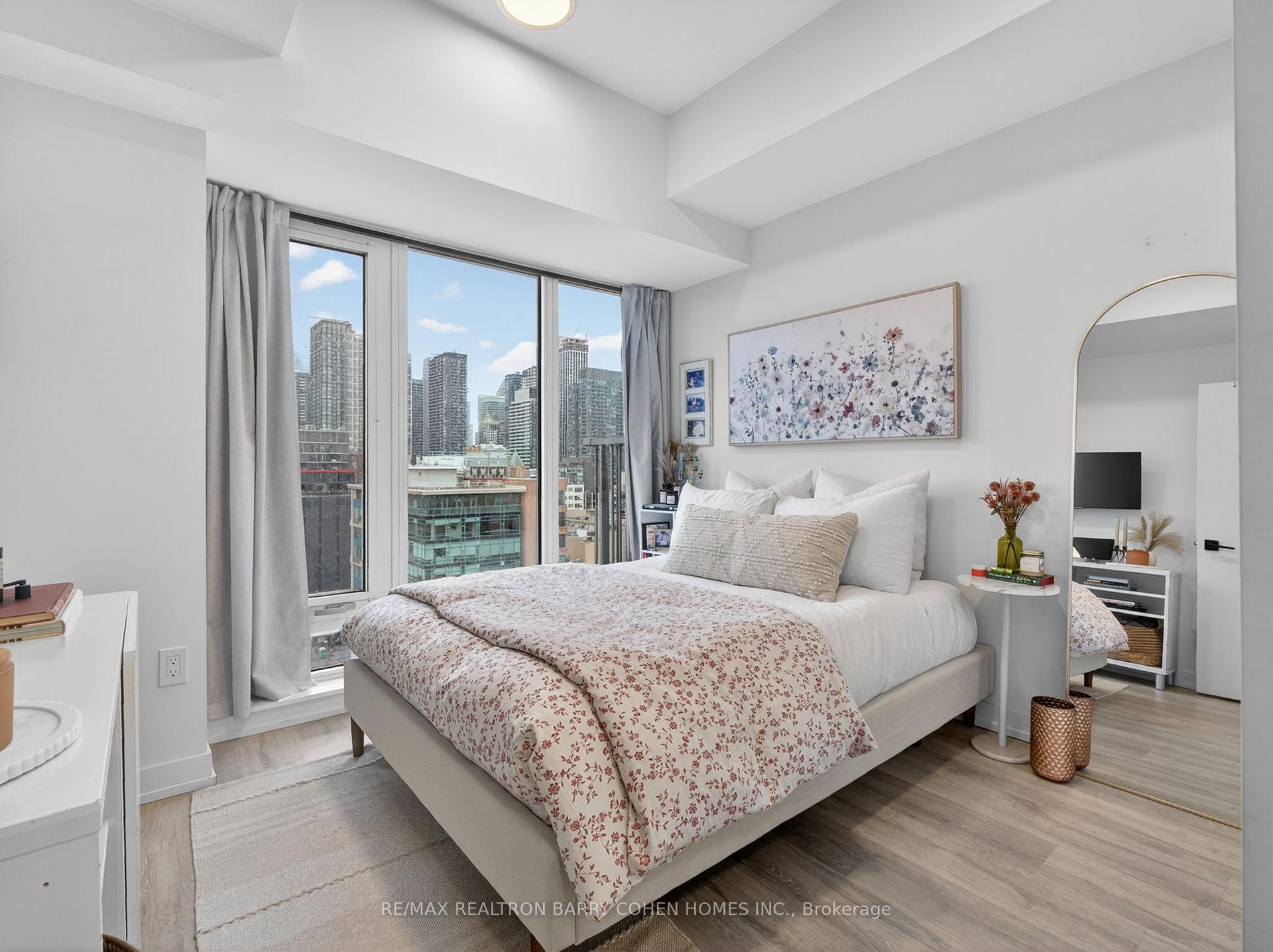 Photo 19 of Unit PH3, 2 Augusta Avenue, Toronto, Waterfront Communities — HOMEH